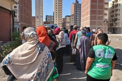"التحالف الوطني ومؤسسة نبيل الكاتب يوزعان 2000 وجبة غذائية لدعم الأسر الأولى بالرعاية بالبحيرة"