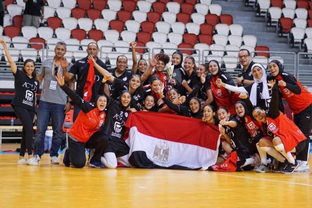 المجلس القومي للمرأة يهنئ ناشئات مصر لكرة اليد على الفوز ببطولة إفريقيا للمرة السادسة.