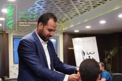 "مؤسسة غيث تحتفل باليوم العالمي للغة الإشارة بتدريب ملهم بقيادة إسلام البغدادي"