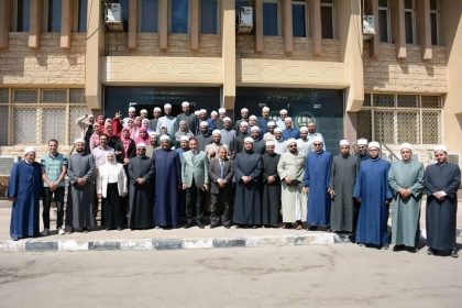 "القومي للأشخاص ذوي الإعاقة ومجمع البحوث الإسلامية يطلقان دورة الدعاة بلغة الإشارة بالأزهر"