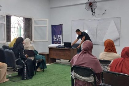 "صُنّاع الحياة بالتحالف الوطني تنظّم جلسة توعوية حول الصحة النفسية بسوهاج لتعزيز الاستقرار الأسري"
