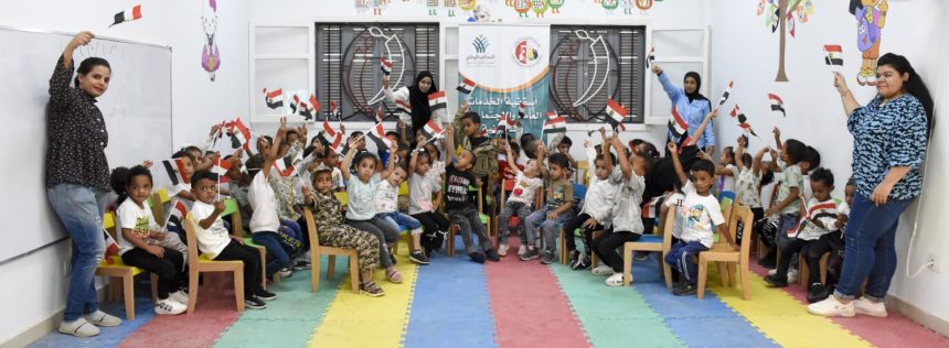 أسقفية الخدمات عضو التحالف الوطني تحتفل بذكرى نصر أكتوبر بمركز تنمية الأسرة بحجازة في قنا.