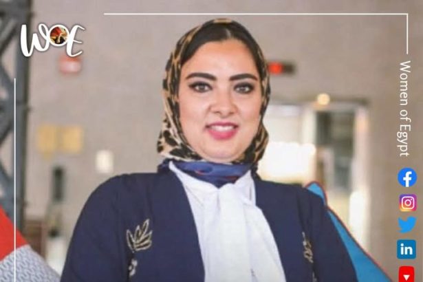 ندى الجزار من Women of Egypt تفوز بجائزة ستيفي العالمية كأفضل مُرشِدة في القطاع الحكومي.