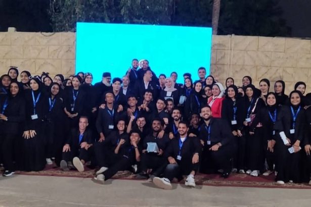 "الاتحاد العام لشباب العمال يحتفل بذكرى انتصارات أكتوبر بمركز شباب الجزيرة"