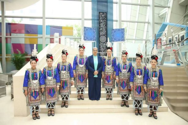 رئيسة المجلس القومي للمرأة تزور المتحف الوطني الصيني للمرأة والطفل على هامش قمة بكين