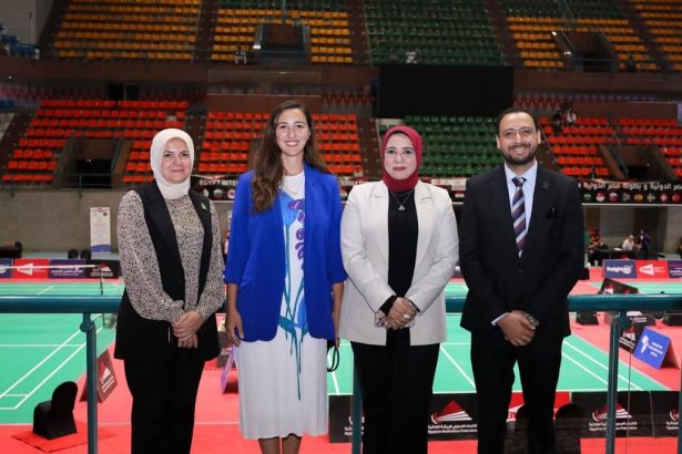 "تنسيقية شباب الأحزاب والسياسيين تشارك بافتتاح بطولة مصر الدولية للريشة الطائرة دعمًا للرياضة"