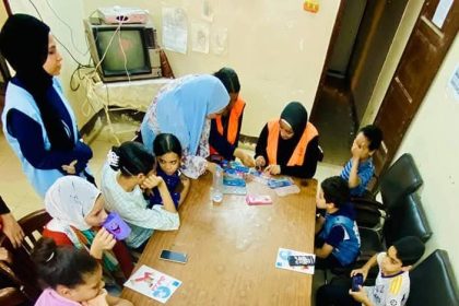"اتحاد شباب العمال فرع المنيا ينظم ورشة فن تشكيلي لتنمية إبداع النشء والمواهب"