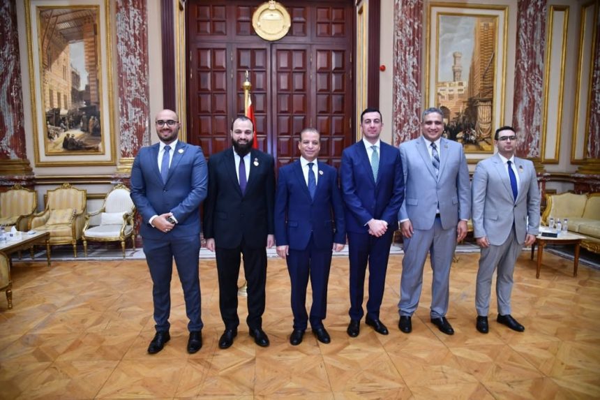 "نواب تنسيقية شباب الأحزاب والسياسيين يتسلمون كارنيهات العضوية بمجلس الشيوخ اليوم رسميًا"
