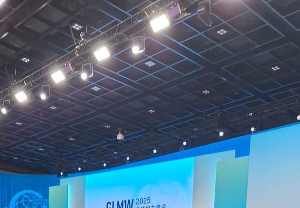 رئيسة المجلس القومي للمرأة تبحث التعاون مع وزيرة شؤون المرأة الكمبودية في الصين